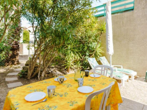 Pavillon 3 pièces avec Terrasse à Gruissan - 4 Couchages, Animaux Admis, Parking Privé - FR-1-409-31